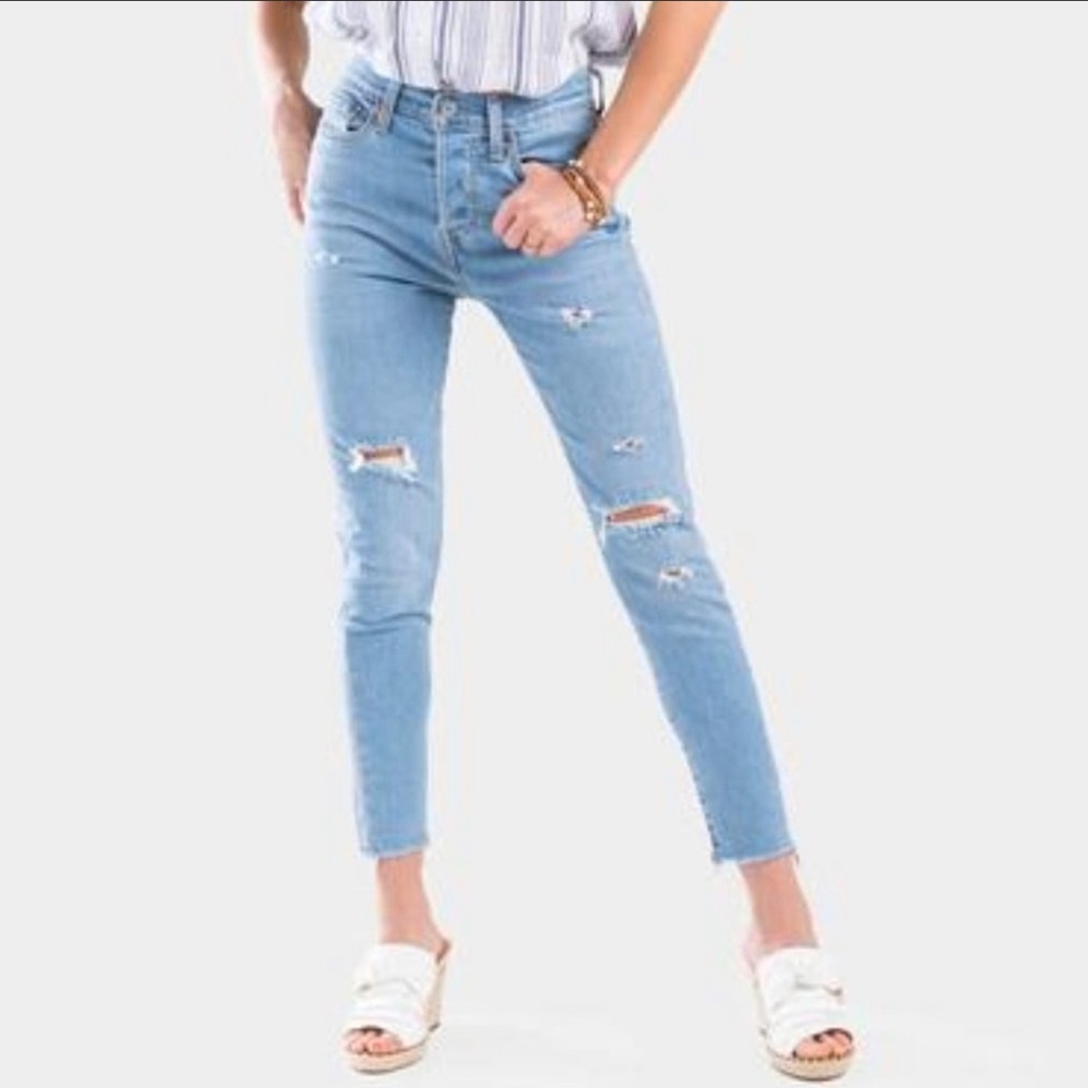 Levi’s‎ Wedgie Skinny Jeans Lite Wash